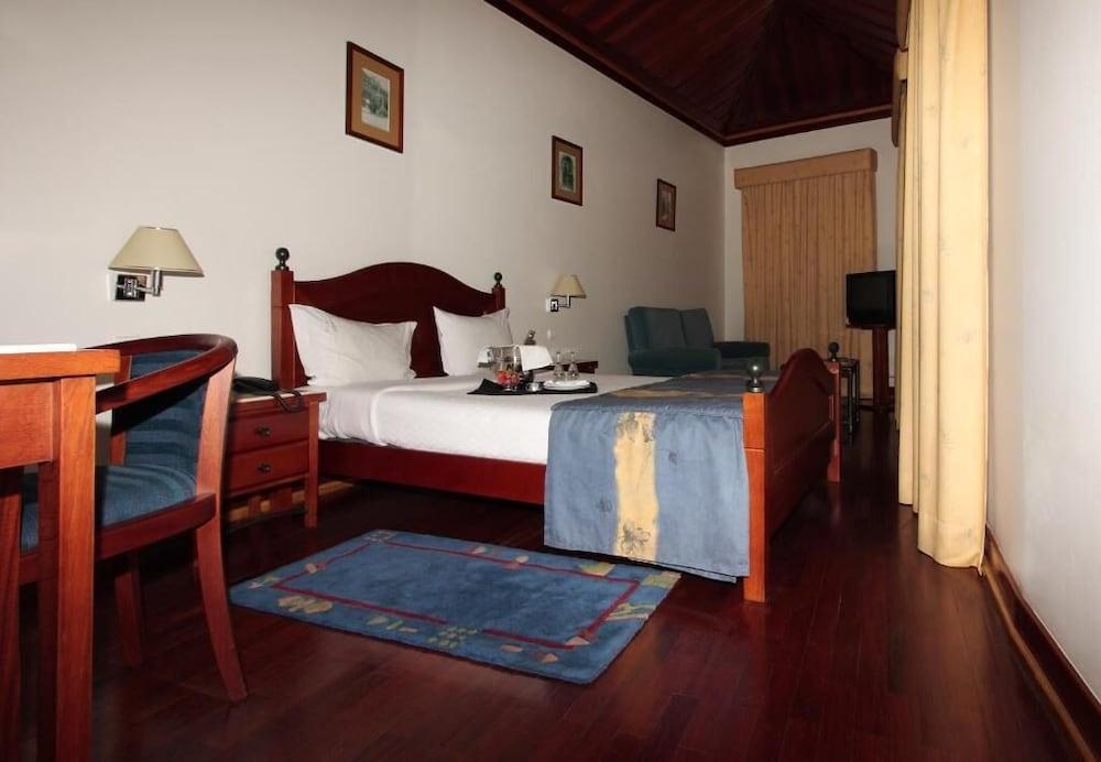 Galeria Suite Hotel Aveiro Buitenkant foto