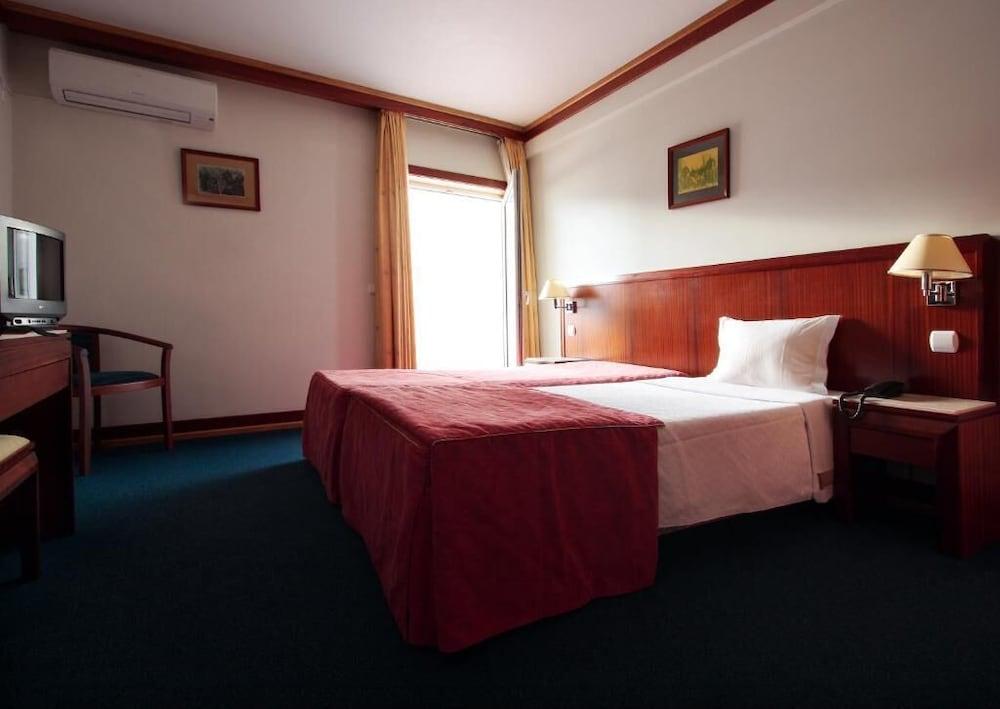 Galeria Suite Hotel Aveiro Buitenkant foto